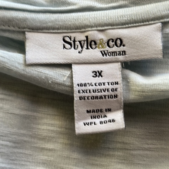 WOMEN’S Style & Co Short Sleeve Water Color Floral Tee Size 3X White and Blue - Picture 9 of 10